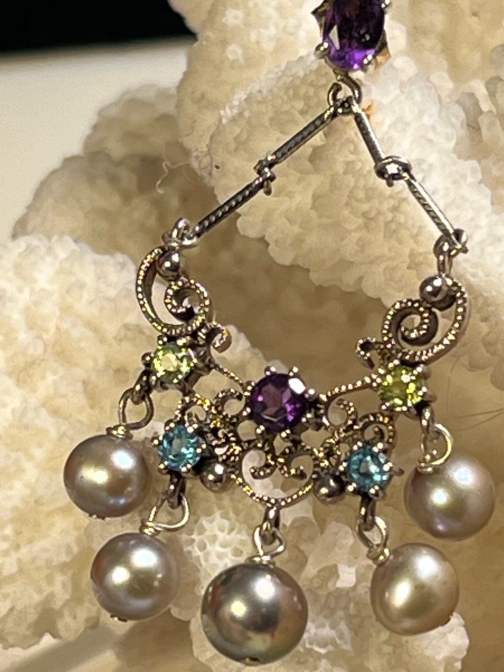 Vintage sterling silver Chandelier earrings w/intricate filigree accents, 11.5gm - Picture 3 of 10